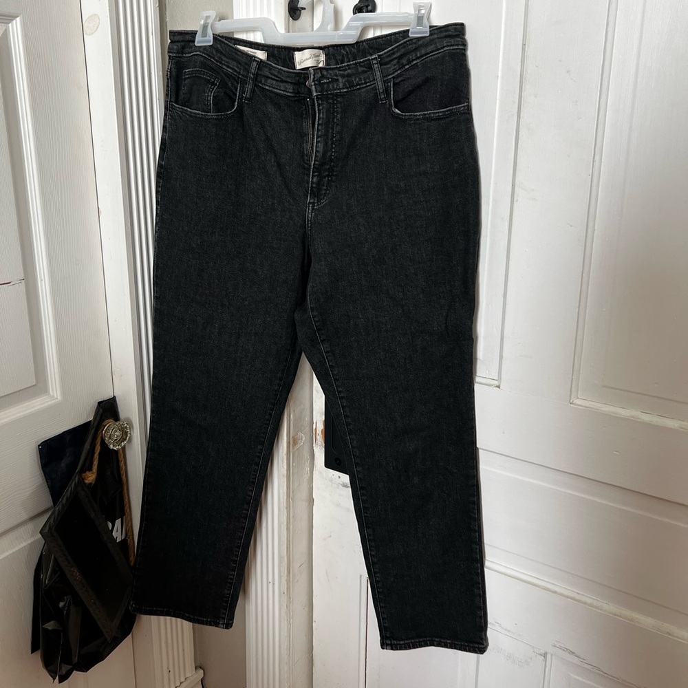 High-rise straight jeans